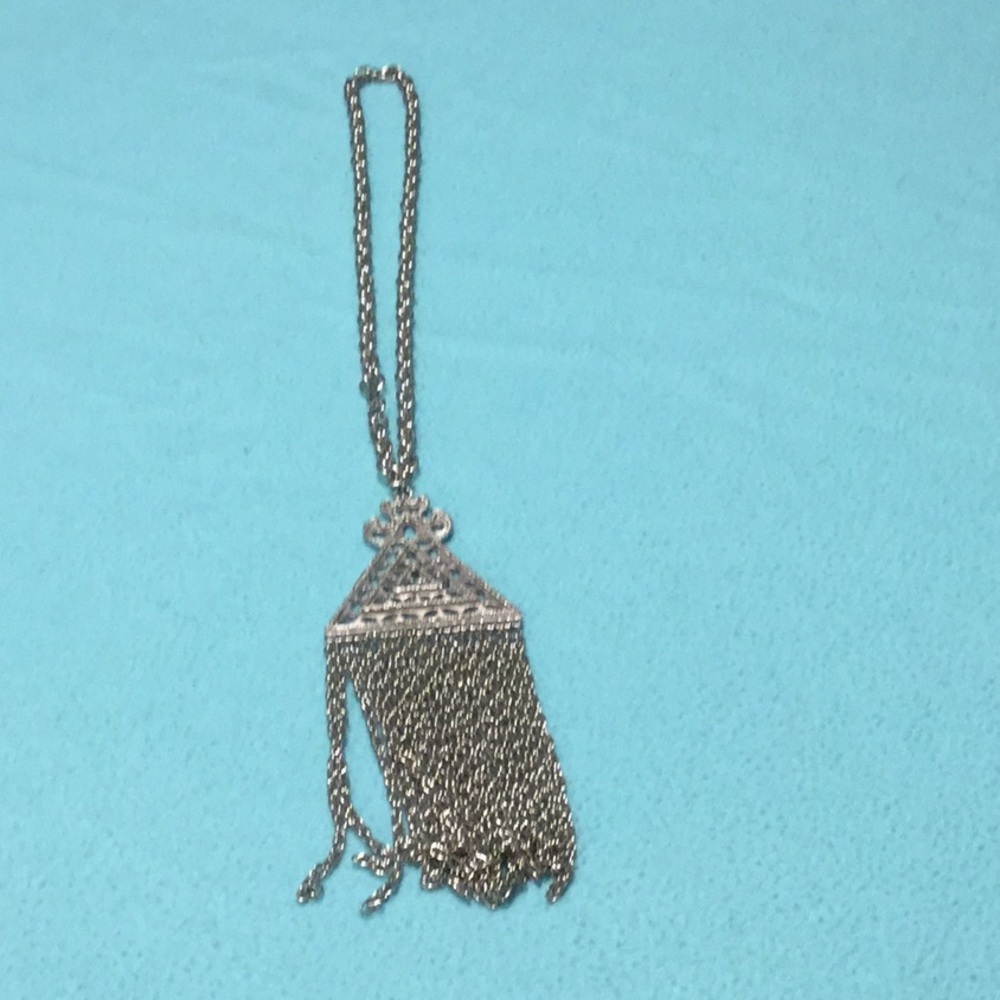 SILVER 17” LONG NECKLACE 🌟